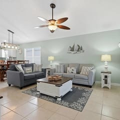 122 Palm Cove
