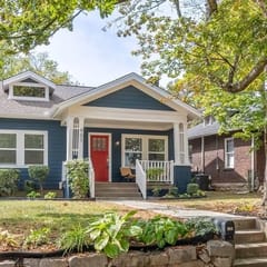 902 South Douglas Ave