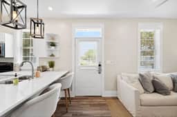 126 Bungalows - Image 4