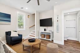 126 Bungalows - Image 5