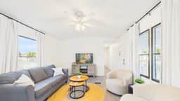 231 Laguna Beach - Image 3