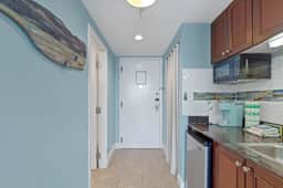 6386 Bayside Inn - Image 5