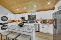 1030 Crane Court - Image 4