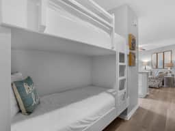 120 Gulfview - Image 5