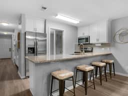 120 Gulfview - Image 2