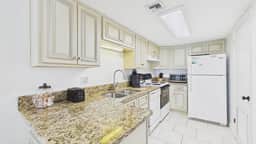 B3-707 Pinnacle Port - Image 2