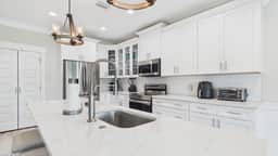 253 N Wells Street - Image 4