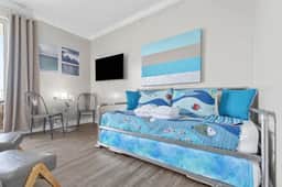 1500 Boardwalk Resort - Image 3