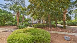 D13 Beachwood Villas - Image 3