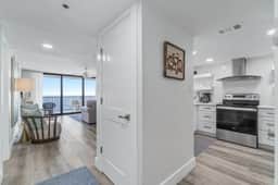 1107 One Seagrove - Image 4