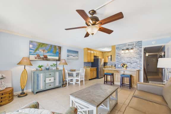 1312 Summit - Image 1