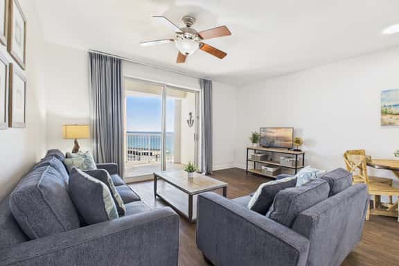 606 Grand Panama - Image 1