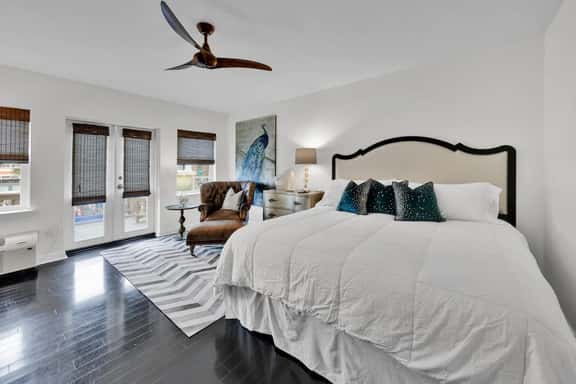 217 Gulf Place - Image 1