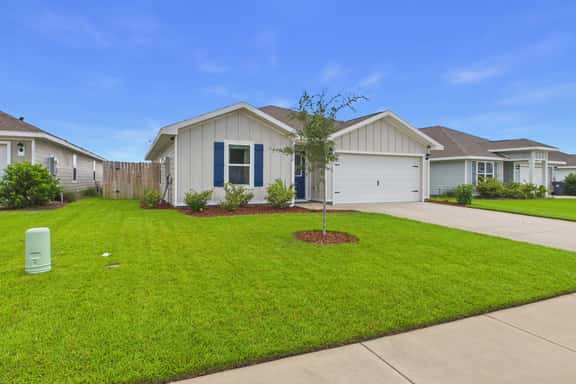 235 Owls Head Farms - Image 1