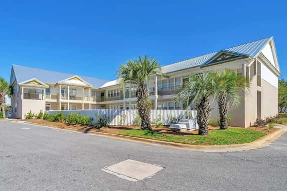 111 Poinciana - Image 1