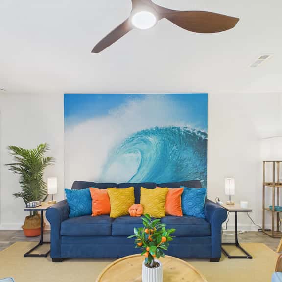 403 Lullwater - Image 1