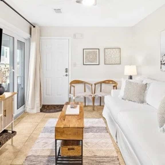 712 Beachside Villas - Image 1