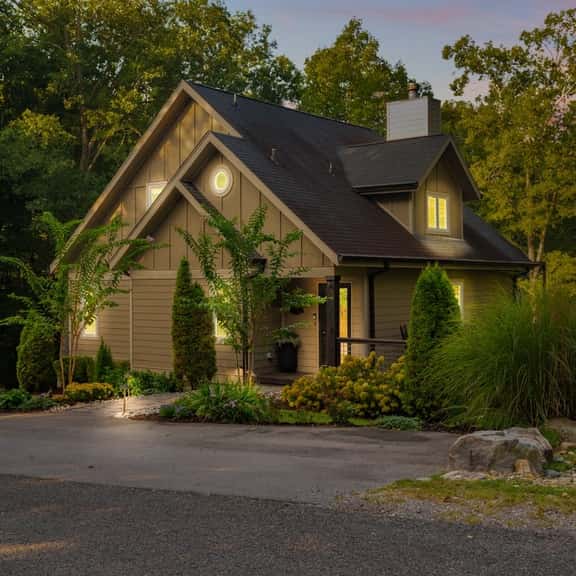683 Ridgeview Drive - Image 1