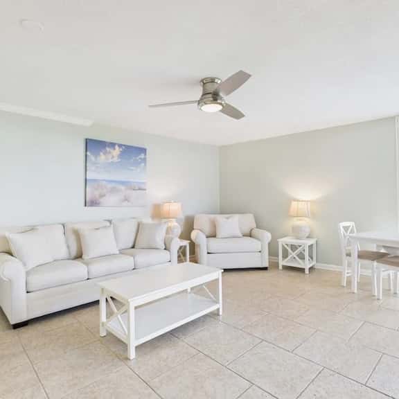 216 Mainsail - Image 1