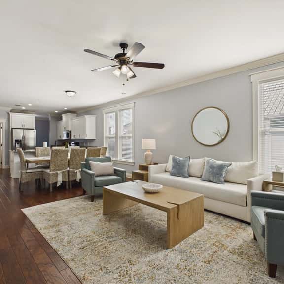 6805 Beach Dr - Image 1
