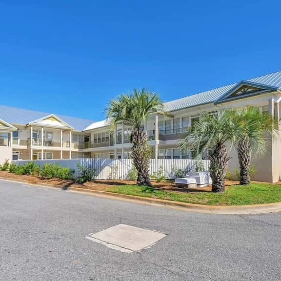 111 Poinciana - Image 1