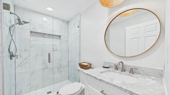 415 Gulf Place - Image 4