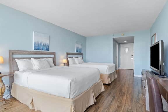 6881 Bayside Inn - Image 2