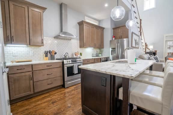 1103 Lawrence - Image 2