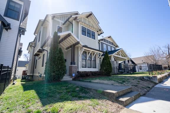 1103 Lawrence - Image 5