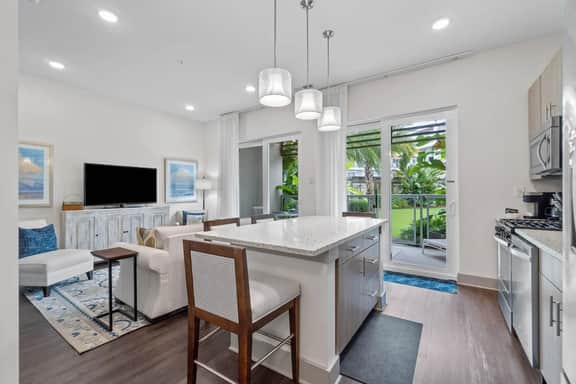 314 The Pointe 30A - Image 5