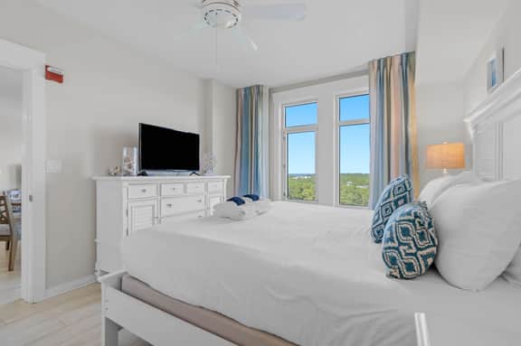 5712 Elation - Image 4