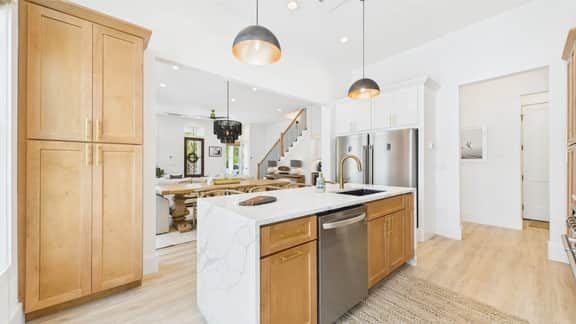 145 Bartons Main - Image 2
