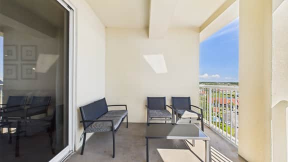 606 Grand Panama - Image 4
