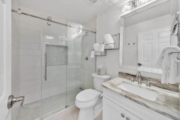 217 Gulf Place - Image 4