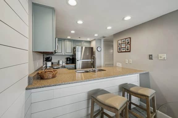 1004 One Seagrove - Image 5