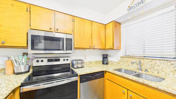 SC4 Portside Condos - Image 4