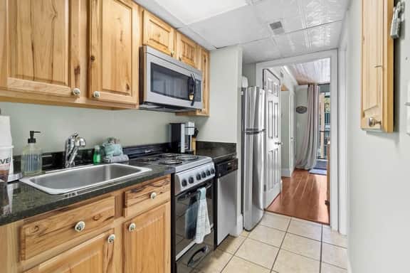 685 River #115 - Image 3