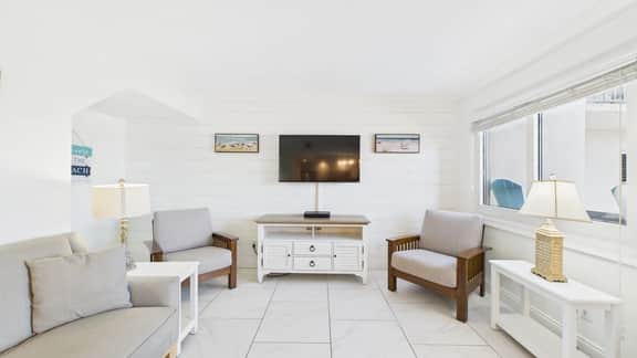 501 Pinnacle Port - Image 3