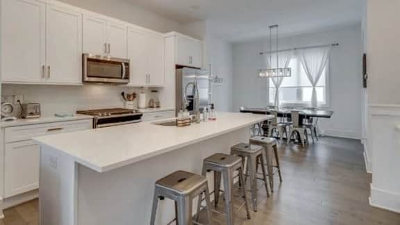 1050 East Trinity - Image 2