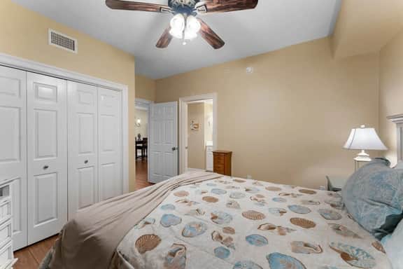 1605 Treasure Island - Image 4