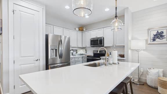 D102 30A Townhomes - Image 3