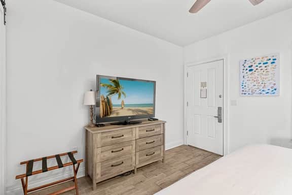 211 Carillon Beach: CONDOS - Image 2