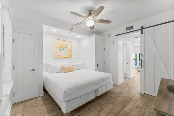 211 Carillon Beach: CONDOS - Image 4