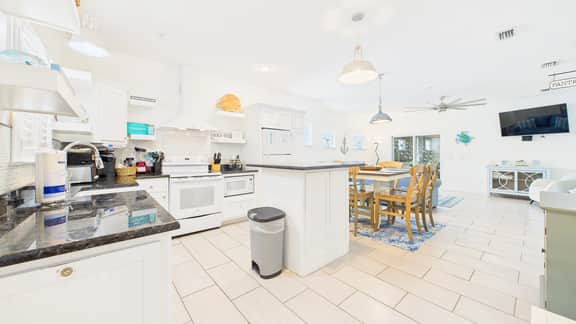 5706 Biltmore Beach - Image 2