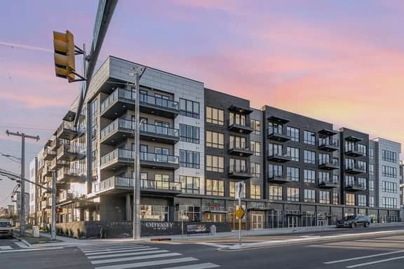 212 Odyssey Condos - Image 3